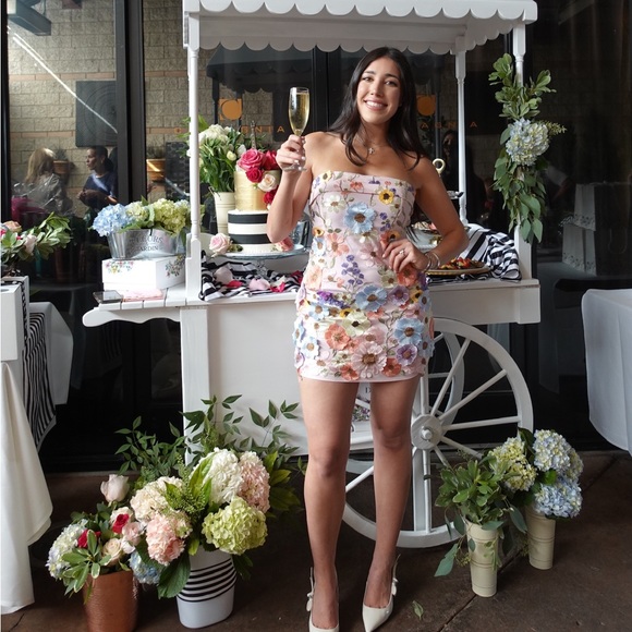 3d Floral Dress🌸 - Picture 1 of 5